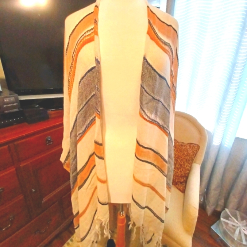 👉JUST IN! NWT Cool Breeze Kimono OSFA!  5⭐Seller